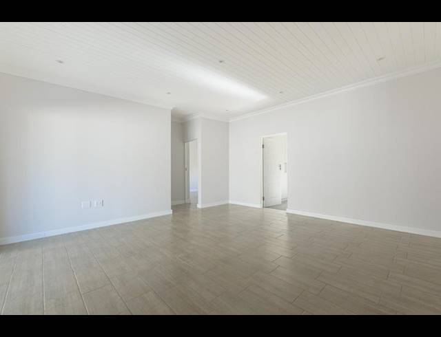 3 BEDROOM TOWNHOUSE FOR SALE IN GREENDALE
